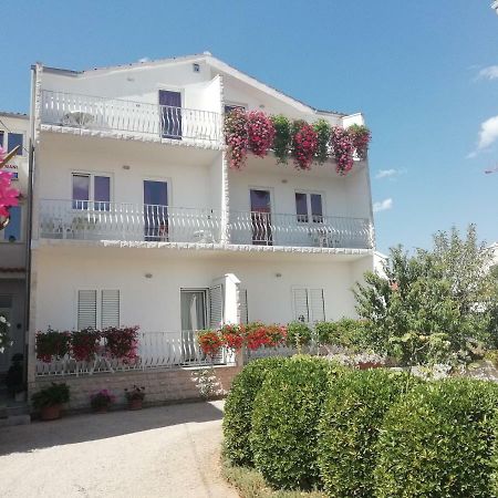 Apartments Vidovic Vodice Exterior foto