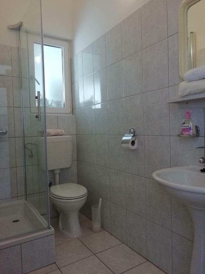 Apartments Vidovic Vodice Exterior foto